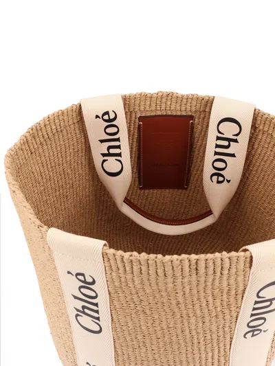 Chloé Woody Rafia Shoulder Bag In Neutral