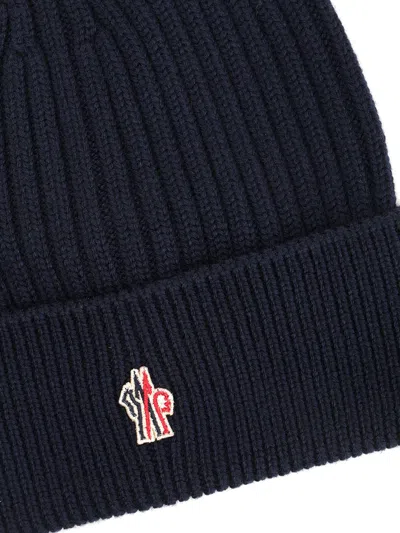 Moncler Black Logo Beanie Hat In Black