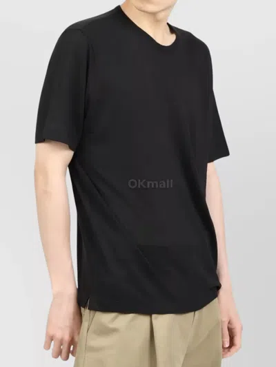 Lardini Round Neck Short Sleeve Fitted T-shirt In Black