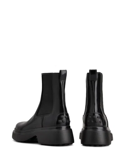 Tod's Chunky Sole Ankle Boots With Elastic Panels In Black