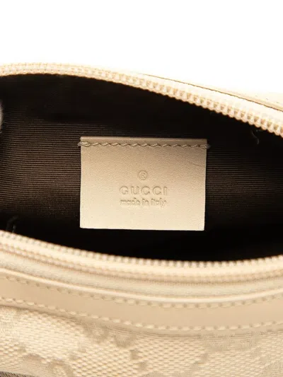 Pre-owned Gucci 2000-2015 Gg Canvas Pouch In Brown