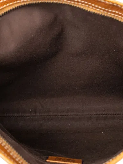 Pre-owned Gucci 2000-2015 Gg Canvas Crossbody Bag In Brown