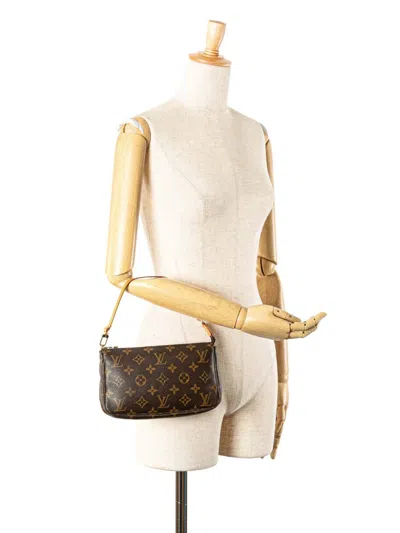Pre-owned Louis Vuitton 2000 Monogram Pochette Accessoires Shoulder Bag In Brown