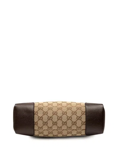 Pre-owned Gucci 2000-2015 Gg Canvas Crossbody Bag In Brown