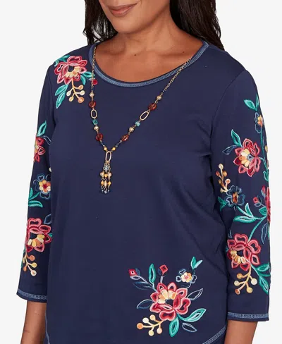 Alfred Dunner Petite Saratoga Springs Embroidered Sleeve Knit Top With Necklace In Blue
