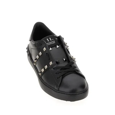 Valentino Garavani Rockstud Sneakers In Black