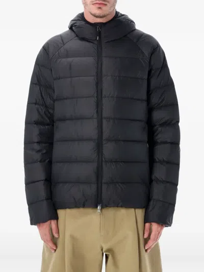 Pyrenex Arial Lightweight Hooded Down Jacket In Black