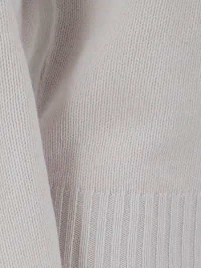 Allude Ribbed Crew-neck Sweater In Neutral