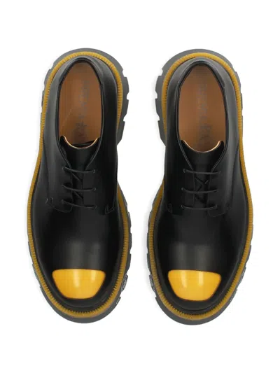 Premiata Toe Detail Lug-sole Peckham Shoes In Black