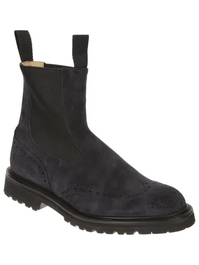 Tricker's Swallow Tail Chelsea Boot In Navy Suede In Black