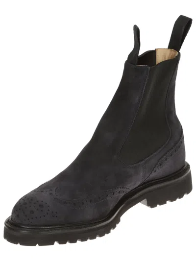 Tricker's Swallow Tail Chelsea Boot In Navy Suede In Black