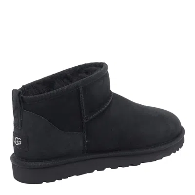 Ugg Minimalist Low-cut Ankle Boot With Textured Grip Sole In Black