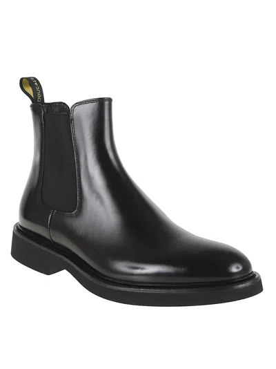 Doucal's Polished Leather Ankle Boots With Elastic Side Panels In Black