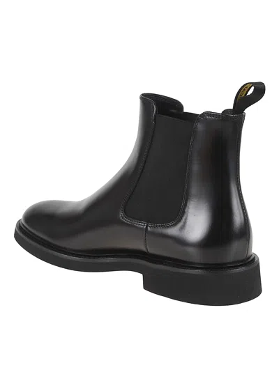 Doucal's Polished Leather Ankle Boots With Elastic Side Panels In Black