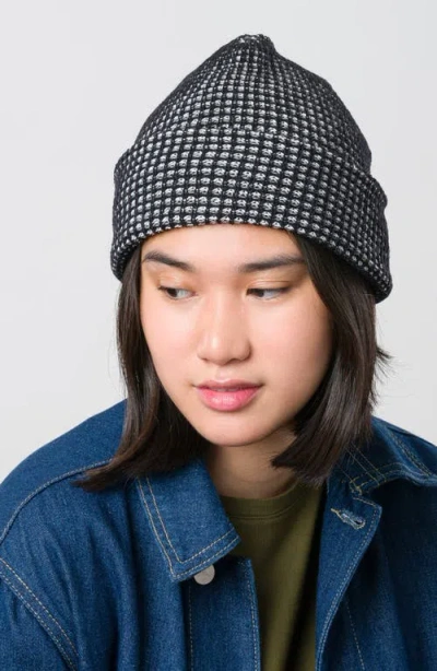 Verloop Simple Grid Beanie In Black