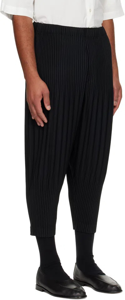 Issey Miyake Cropped Pleated Jogger Pants With Textured Finish In Black