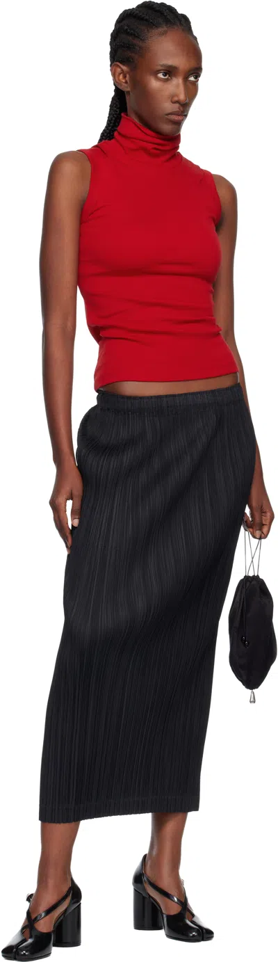 Issey Miyake Midi Skirt Featuring Pleated Design In Black
