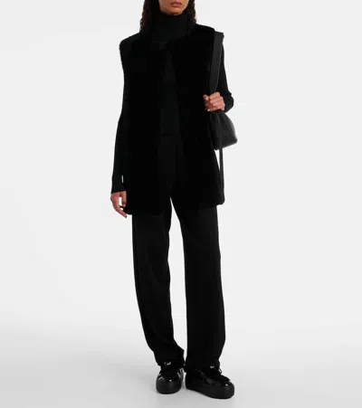 Roger Vivier Viv Up Snow Lace-up Shearling Boots In Black