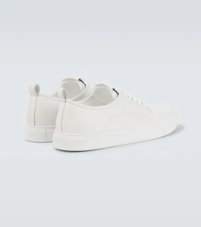 Givenchy Stylish Sneakers With Pull Tab And Round Toe In White