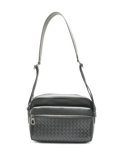 Pre-owned Bottega Veneta 2010-2020 Intrecciato Zip Shoulder Bag In Black