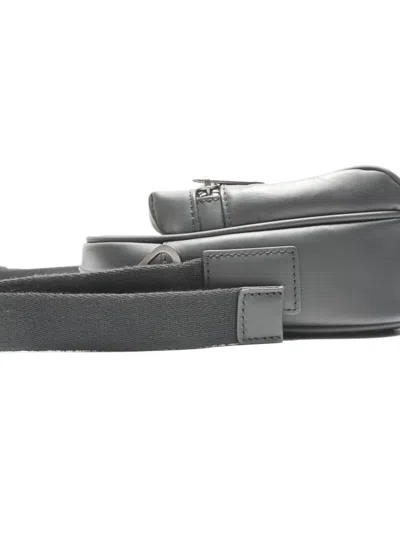 Pre-owned Bottega Veneta 2010-2020 Intrecciato Zip Shoulder Bag In Black