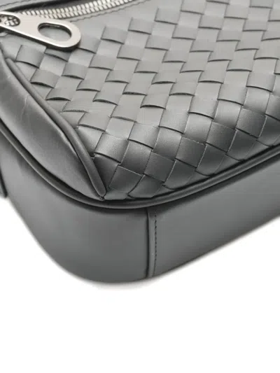 Pre-owned Bottega Veneta 2010-2020 Intrecciato Zip Shoulder Bag In Black