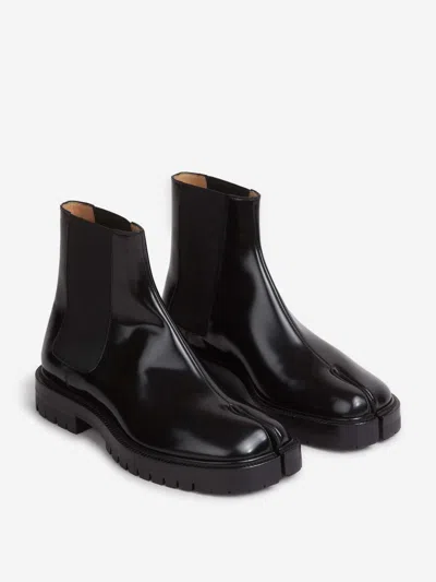 Maison Margiela Tabi Toe Ankle Boots In Black