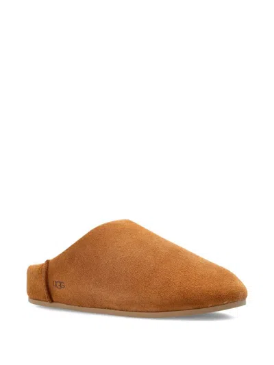 Ugg Slip-on Sandals With Smooth Suede Exterior In Brown