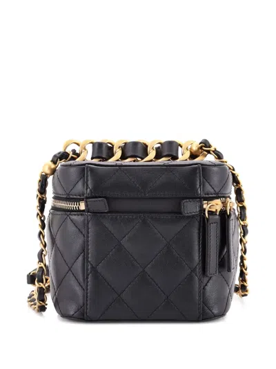 Pre-owned Chanel Chain Bar Vanity Case With Chain Quilted Calfskin Small Crossbody Bag In Black