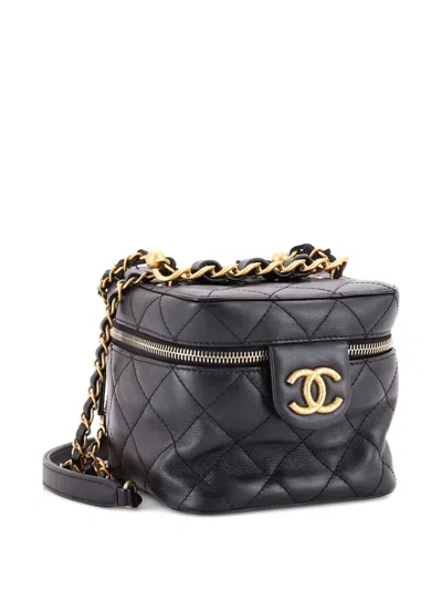 Pre-owned Chanel Chain Bar Vanity Case With Chain Quilted Calfskin Small Crossbody Bag In Black
