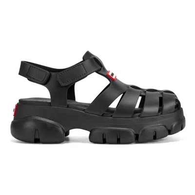 Hunter Belah Lug Sole Fisherman Sandal In Black