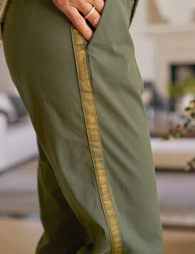 Frank & Eileen Wicklow In Gray