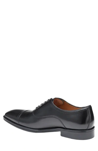 Johnston & Murphy Sullivan Cap Toe Oxford In Black