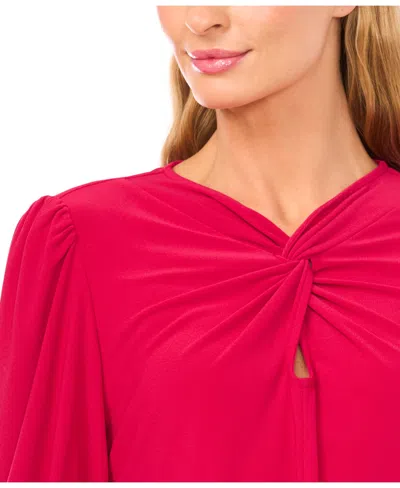 Cece Twist Keyhole Top In Animal Print