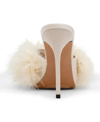 Steve Madden Ashbey Faux Feather Sandal In Neutral