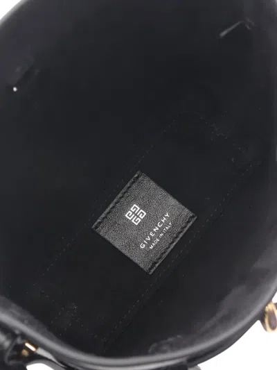 Pre-owned Givenchy 2000-2025 Leather Voyou Phone Pouch Crossbody Bag In Black