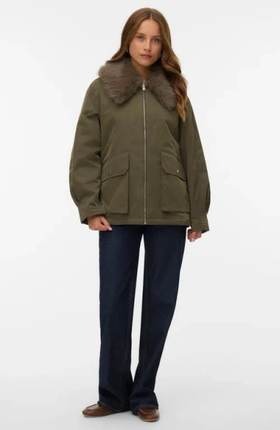 Vero Moda Seoul Water Resistant Jacket In Green