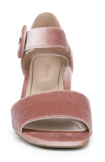 Vionic Chardonnay Block Heel Sandal In Pink