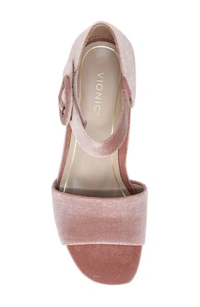 Vionic Chardonnay Block Heel Sandal In Pink