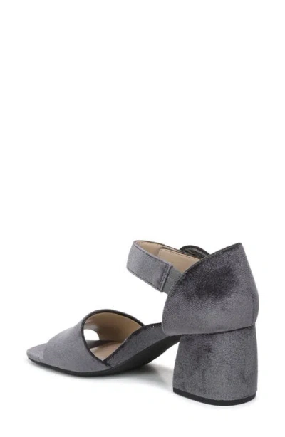 Vionic Chardonnay Block Heel Sandal In Gray