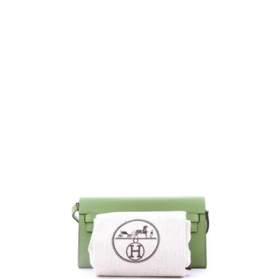 Pre-owned Hermes  Hermes Kelly To Go Wallet Verso Epsom In Green