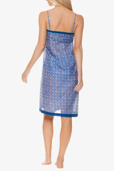 Helen Jon Pareo In Blue