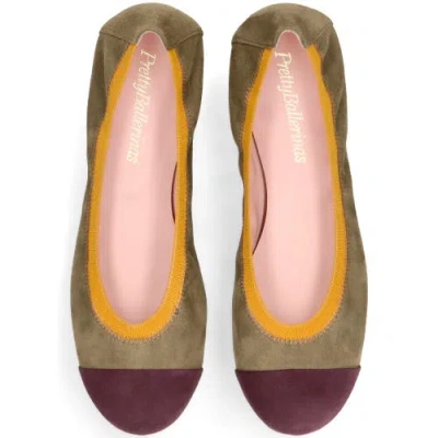 Pretty Ballerinas Round Toe Elasticated Ballet Flat In Green