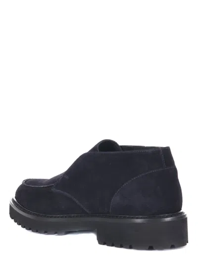 Doucal's Chukka Adler Loafers With Smooth Suede Finish In Black