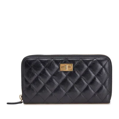 Pre-owned Chanel Leather Long Wallet (bi-fold) () In Black