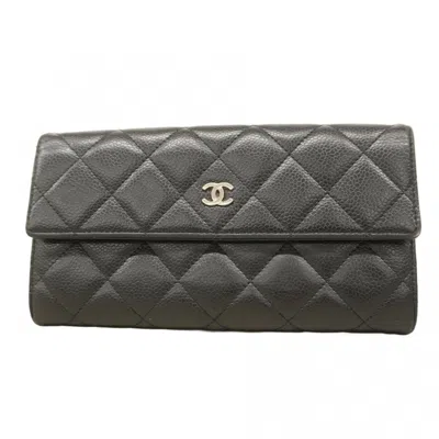 Pre-owned Chanel Grained Calfskin Long Wallet (bi-fold) () In Black
