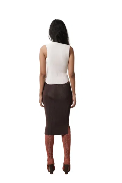 Isa Boulder Pegged Midi Skirt In Brown