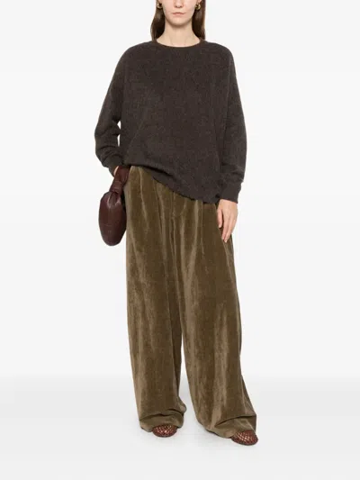 Uma Wang Button-fastening Pleated Trousers In Green