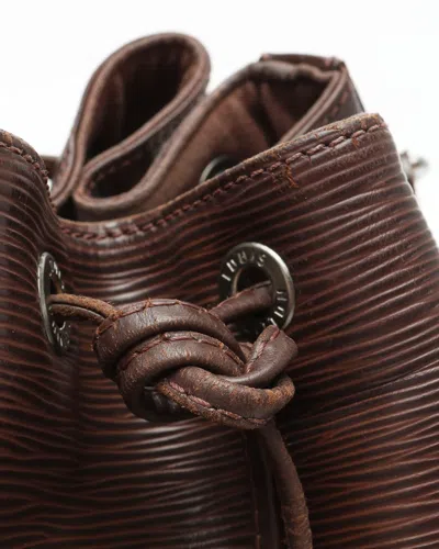 Pre-owned Louis Vuitton Epi Petit Noé Bag In Brown