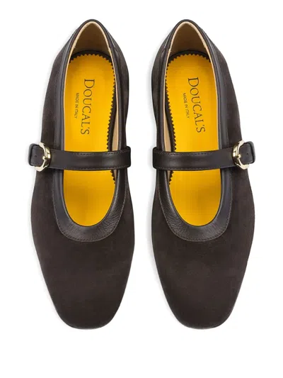 Doucal's Suede Strap Ballet Flat In Brown